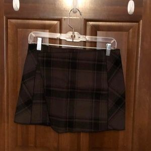 Green and black plaid mini skirt